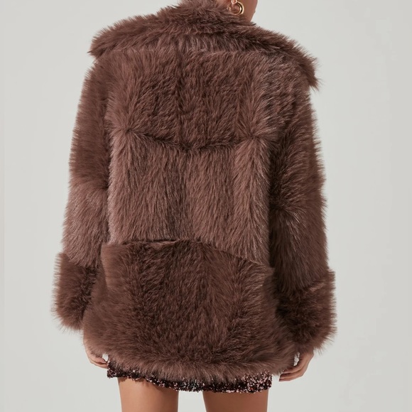 ASTR HADLEY COAT Mocha Mauve Size : Large NWOT - Picture 2 of 5